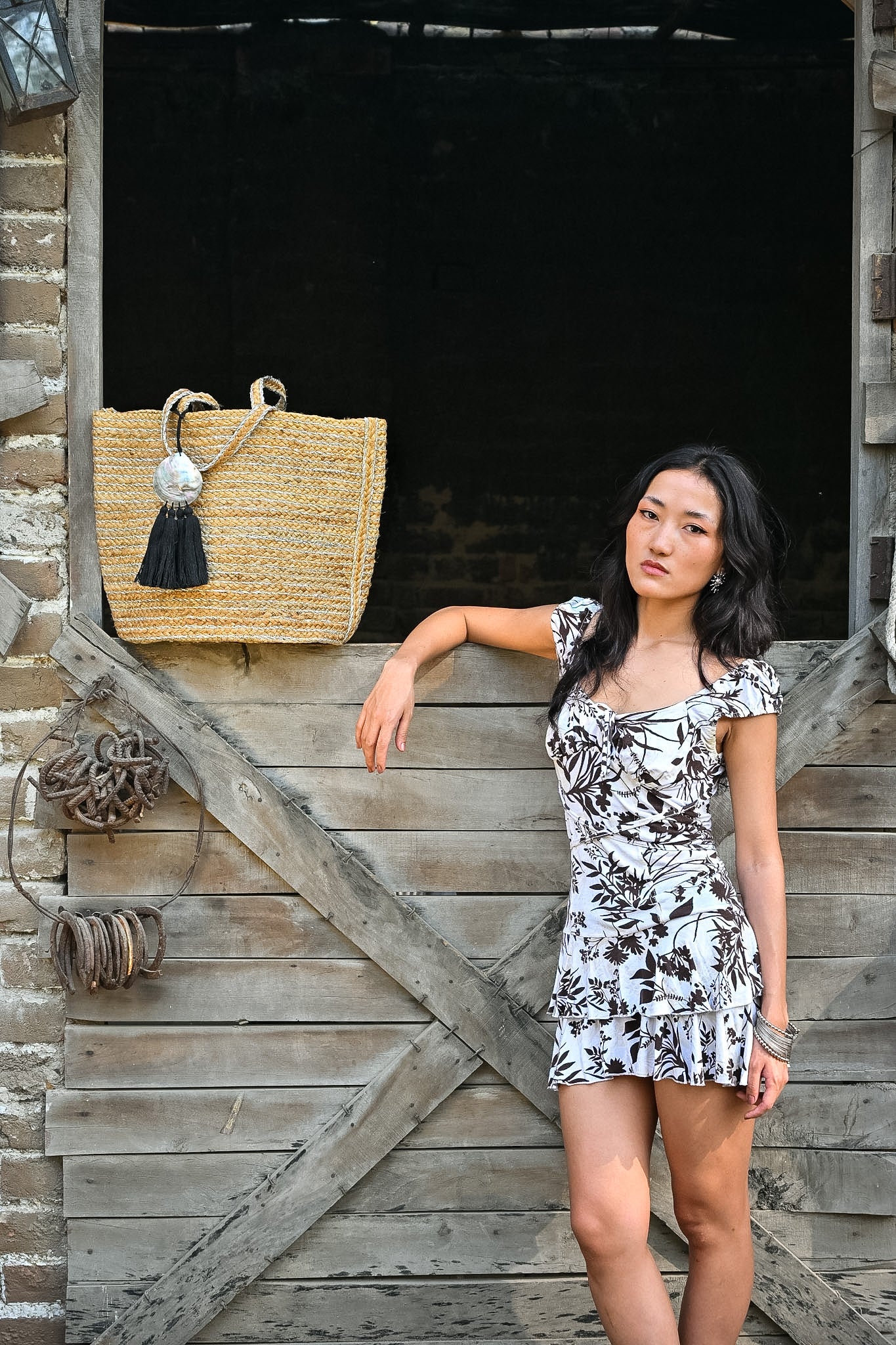 INDIAN SILVERBILL TOTE