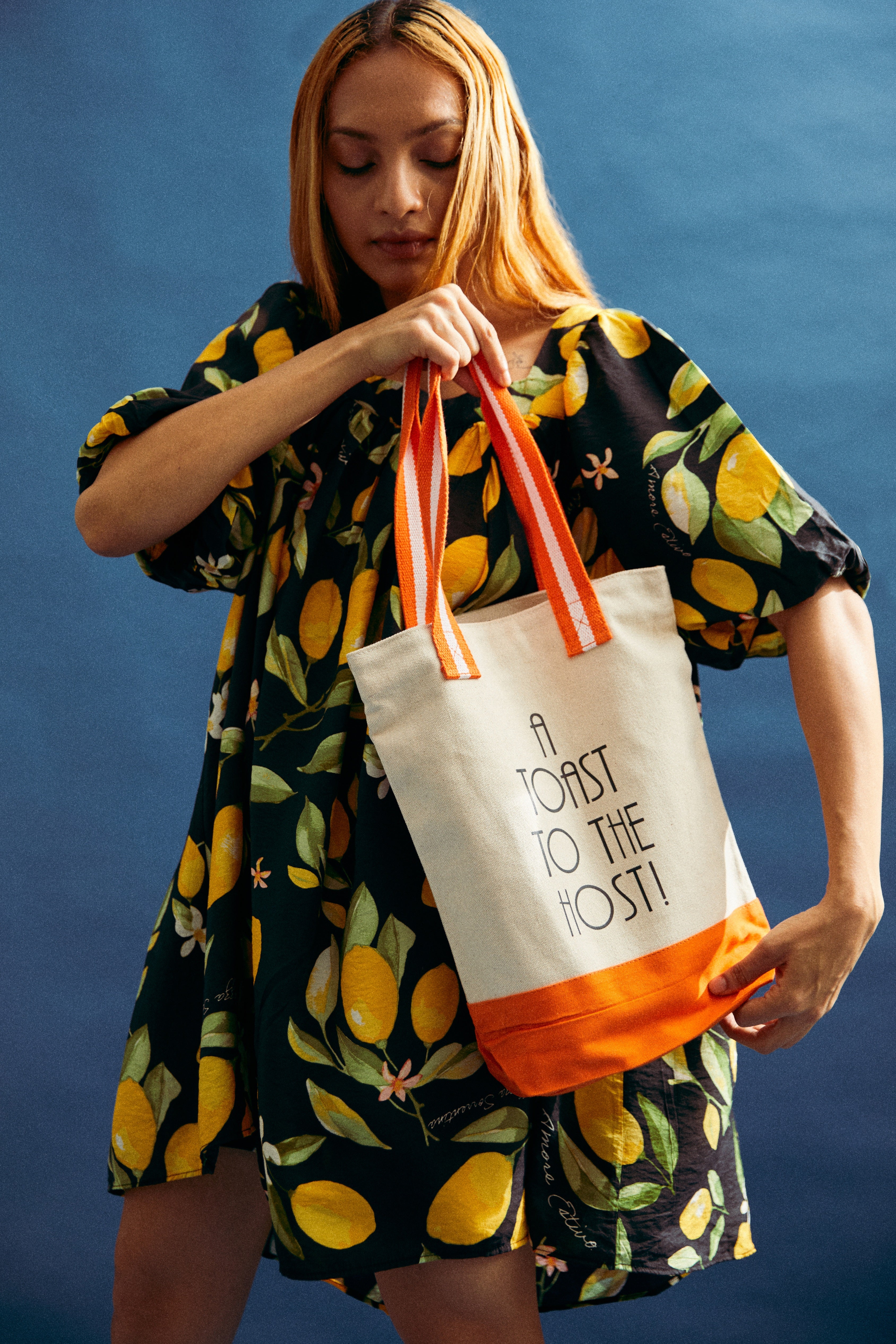 IPFC DOUBLE BOTTLE WINE TOTE - Toast to the Host print