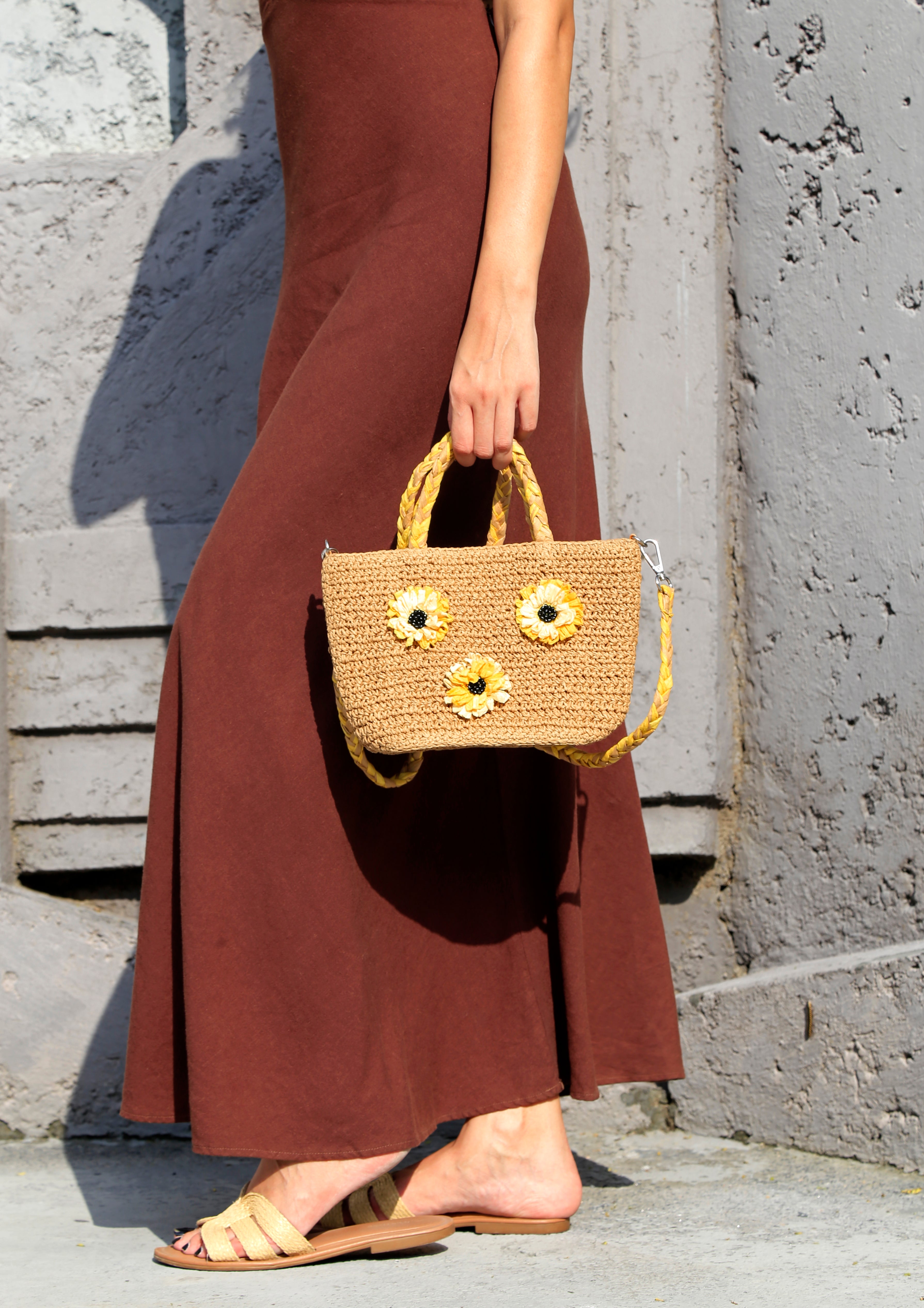Sunny Bloom Raffia Handbag
